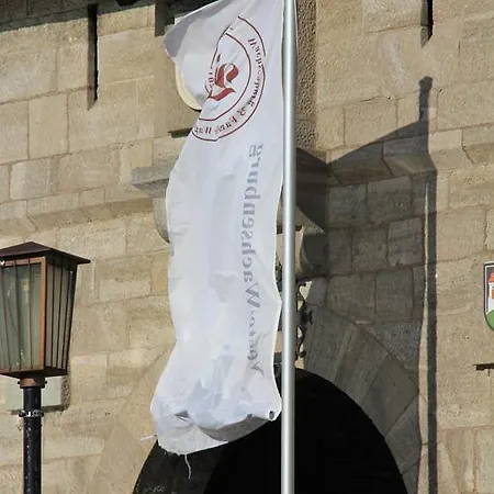 & Restaurant Veste Wachsenburg *