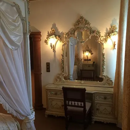 & Restaurant Veste Wachsenburg Hotel *