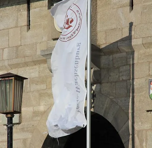 & Restaurant Veste Wachsenburg *