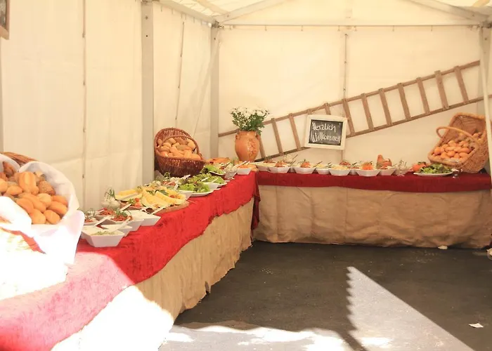 & Restaurant Veste Wachsenburg *